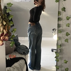 Vintage jeans  - Är 164, skriv om ni har fler frågor!!