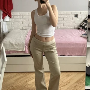 Snygga kostymbyxor - Skitsnygga kostymbyxor!! Bra kvalite. Storlek M 