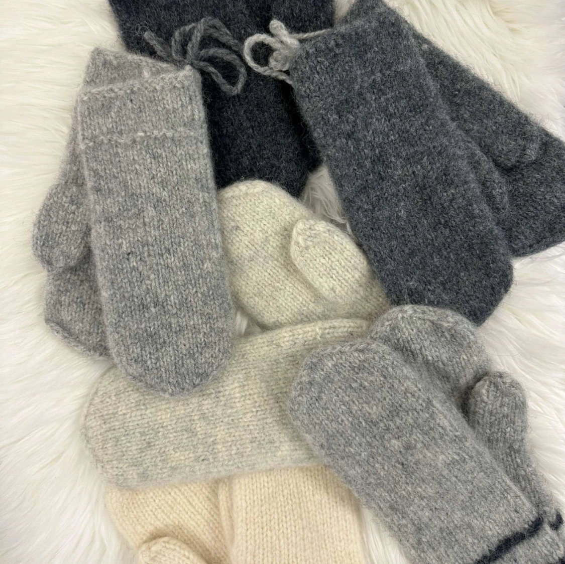 Stickade vantar  - 90