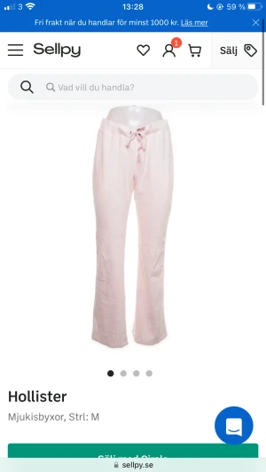 Mjukisbyxor hollister strl m 💕 - Superfina mjukisar som inte kommer till användning då jag har för mycket pyjamasbyxor! Därav säljer jag dem till någon som vill använda dem oftare zon vad jag gör. Storlek m, passar en s/m skulle jag säga! Frakt tillkommer 💓💓 köpta på sellpy 