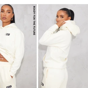 Pretty little thing - Säljer min plt tracksuit. Aldrig använd prislappen sitter kvar