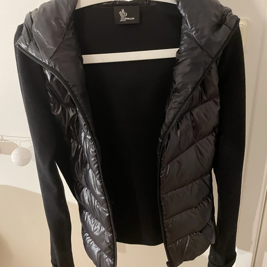 Moncler jacka - 90