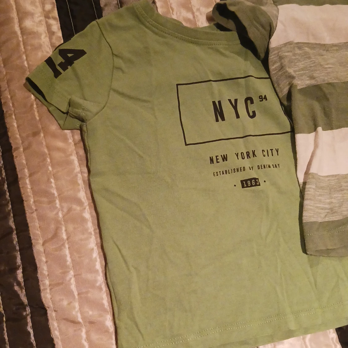 2 t-shirtar barn - 91