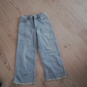 Jeans från lindex - Eur 128/7-8Y