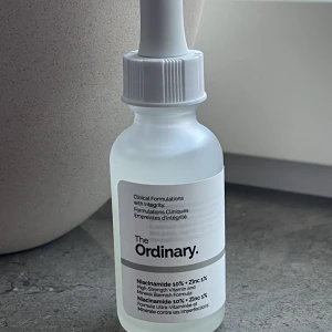 The Ordinary serum - Serum från The Ordinary som är fullt, se bild för vilken typ 