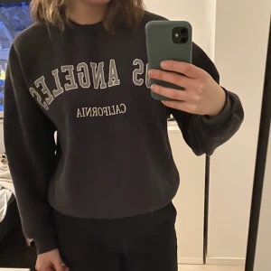 Tröja - Tröja från Gina tricot storlek M. 80kr + frakt 💜