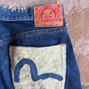 Evisu jeans - Dessa är världens bästa jeans. Säljer inte utan vill endas marknadsföra min sida. 3 FÖR 2 ALLA PLAGG!!!!