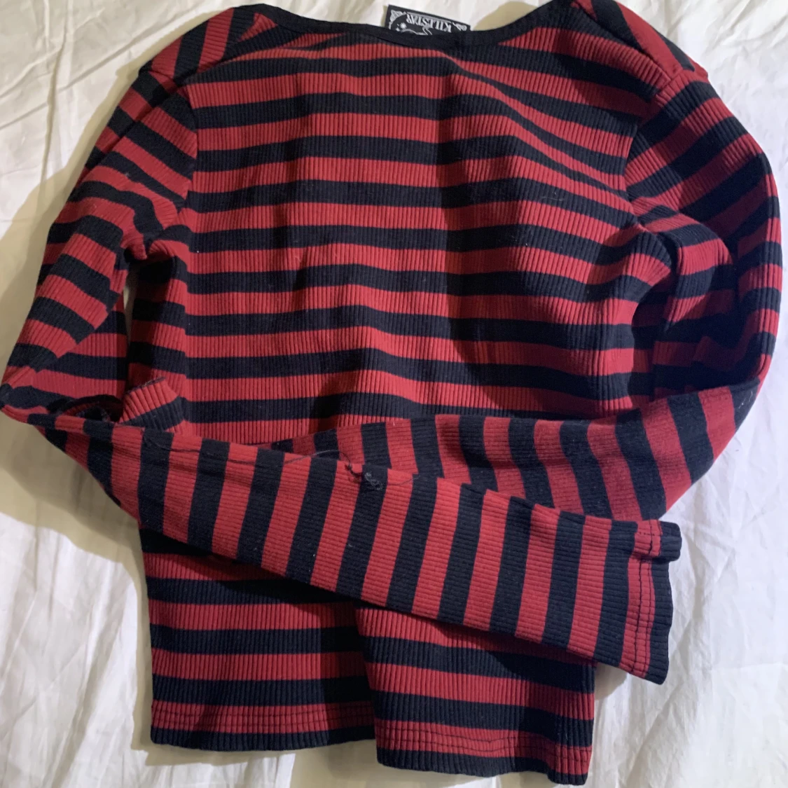 Svart röd randing tröja - 91