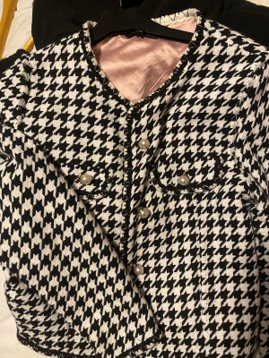 Snygg jacka  - Gossip girl jacka 🪩