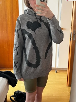 XO The Weeknd hoodie tröja - The Weeknd hoodie från h&m Storlek S unisex