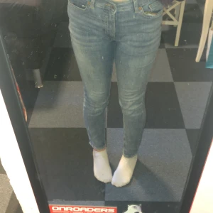 Jeans  - Storlek 170/76A, använt skick