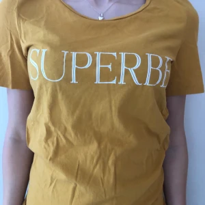 Tshirt - T-shirt medela för mer info