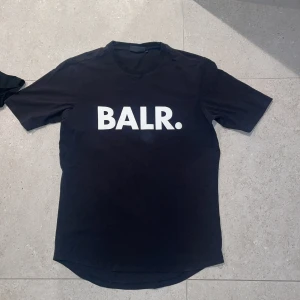 Balr T-shirt - Märket Balr skapad av fotbollspelaren van ser Weil!  strl M! Bra skick.