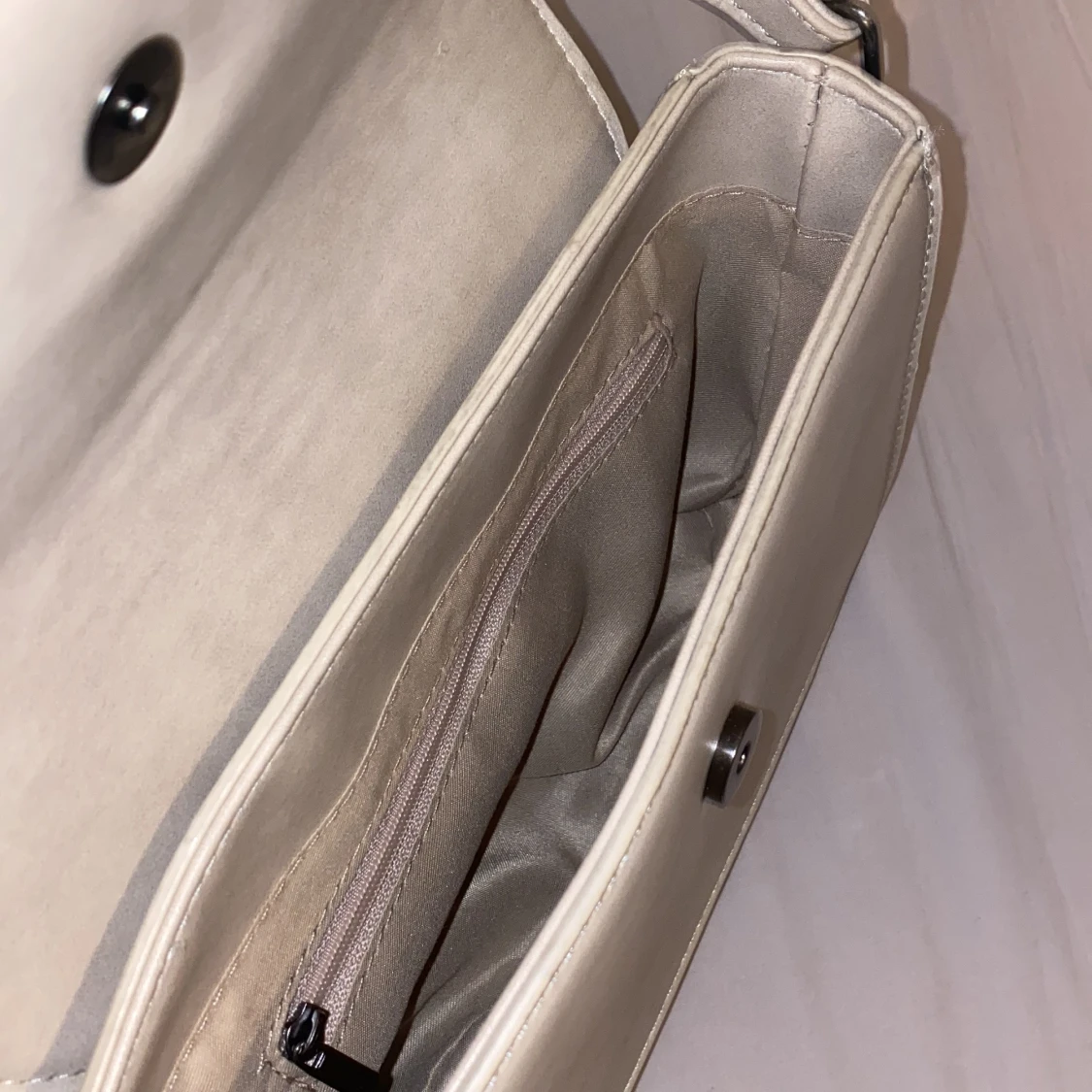 Beige Handväska  - 90