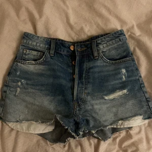 HM denim shorts!  - Sköna denim shorts från HM! 