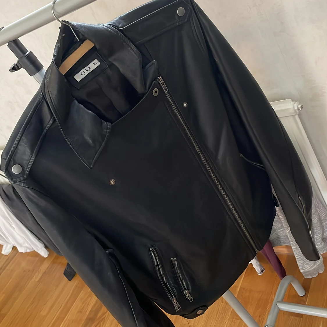 Skinn jacka från ’Vila’