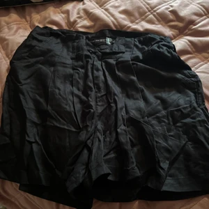 Shorts  - Shorts helt nya med fickor bak och i sidorna 