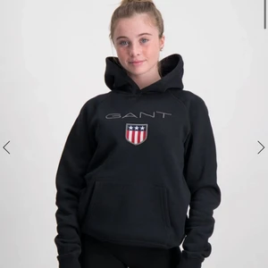 Gant hoddie  - Säljer den för den blivit för liten 
