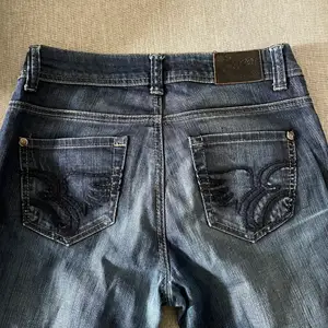 Super fina esprit lågmidjade jeans (bootcut) behövde publicera dom igen!💓 (tryck inte p köp nu) 