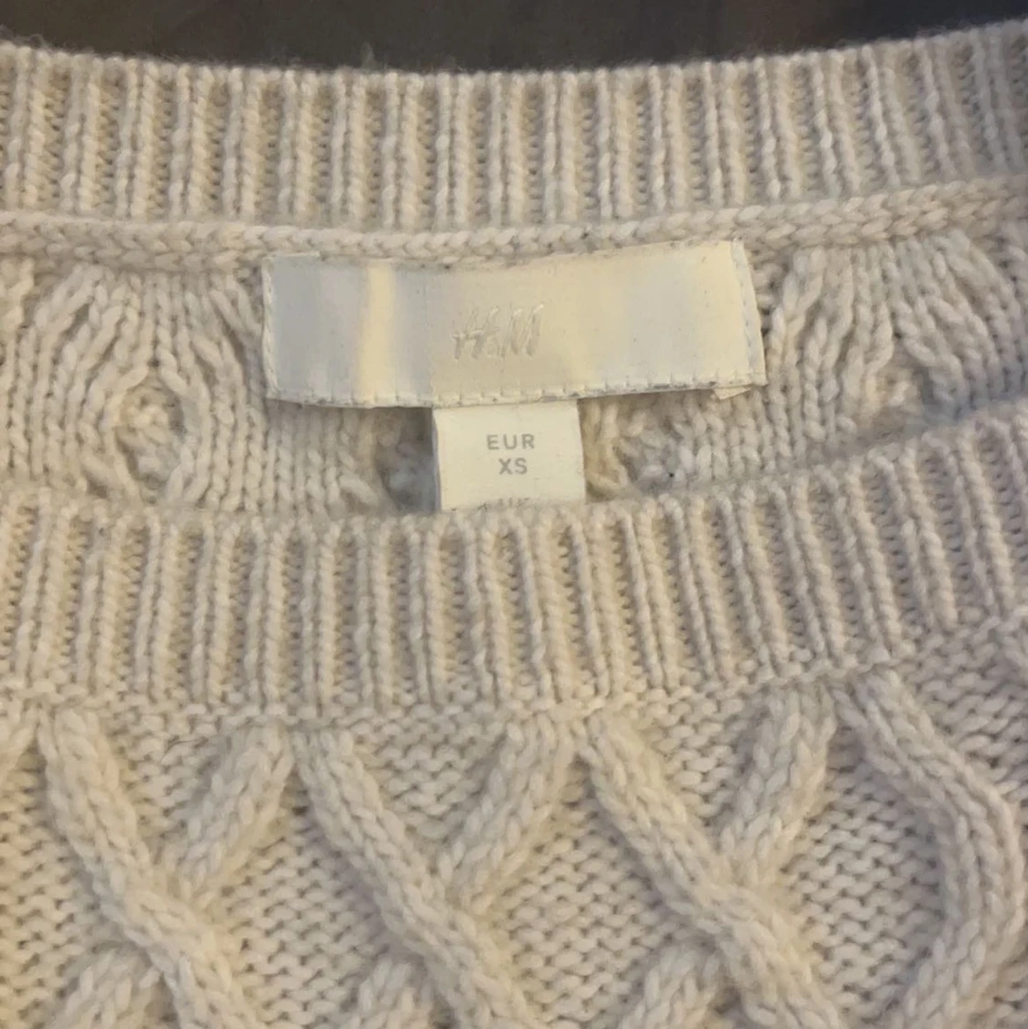 Tjock stickad tröja - 91