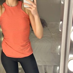 Träningslinne från nike  - Använd någon enstaka gång❣️