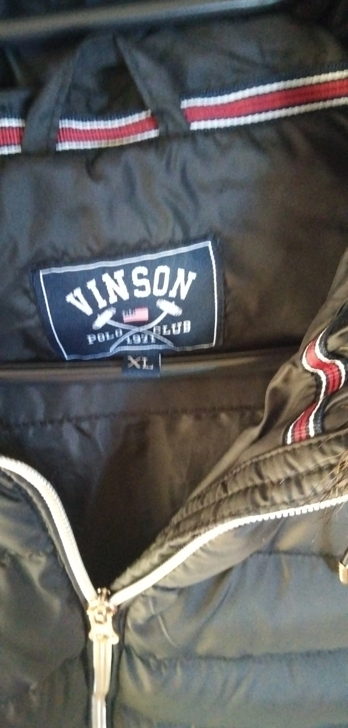 Vinston Polo Jacka  - 90