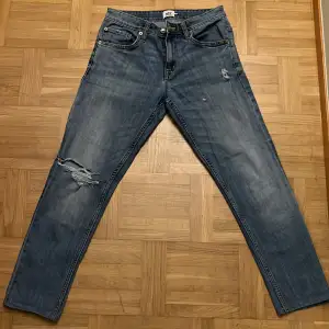 Jeans i nyskick, size S