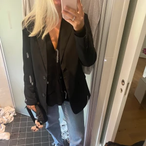 Svart oversized kavaj - Svart oversized kavaj storlek 36💕💕fint skick 