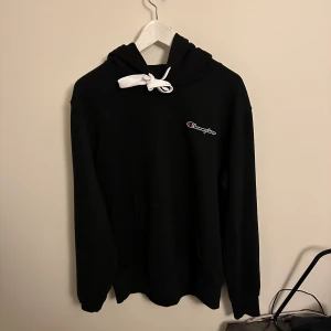 Champion Hoodie - Aldrig använd