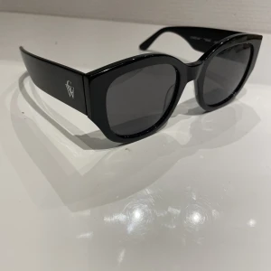 Solglasögon Carin Wester  - Solglasögon från Carin Wester. Gott skick! 