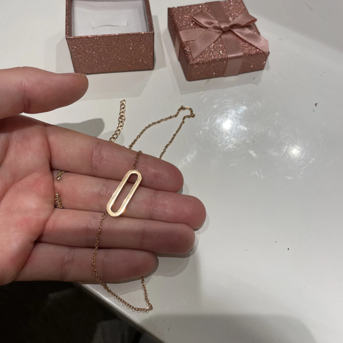 Roséfärgat halsband  - 91