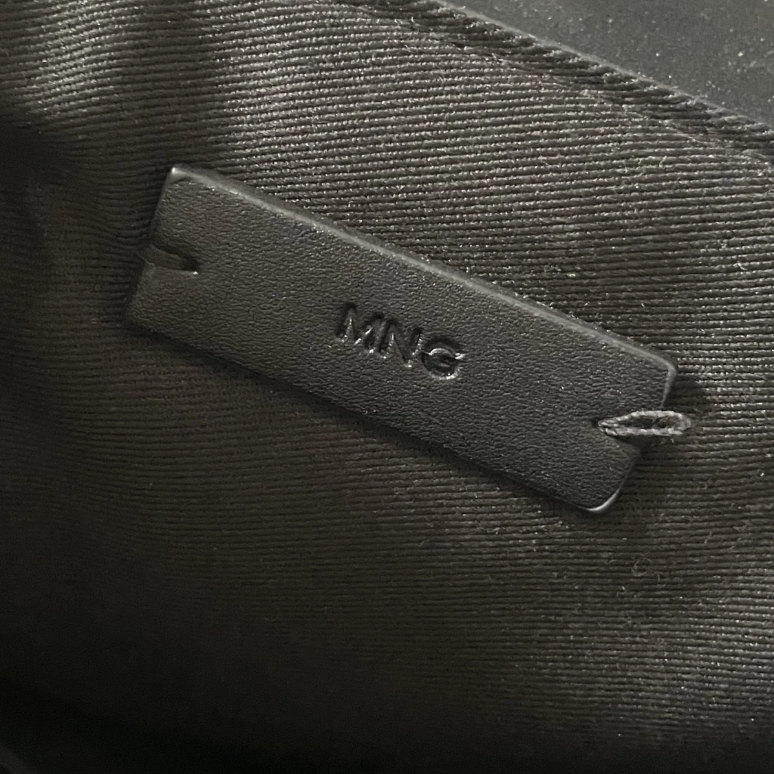 Väska från mango i mocka  - 91