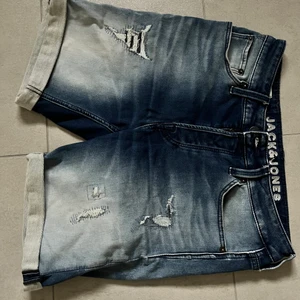 Jack & Jones shorts - Bra skick