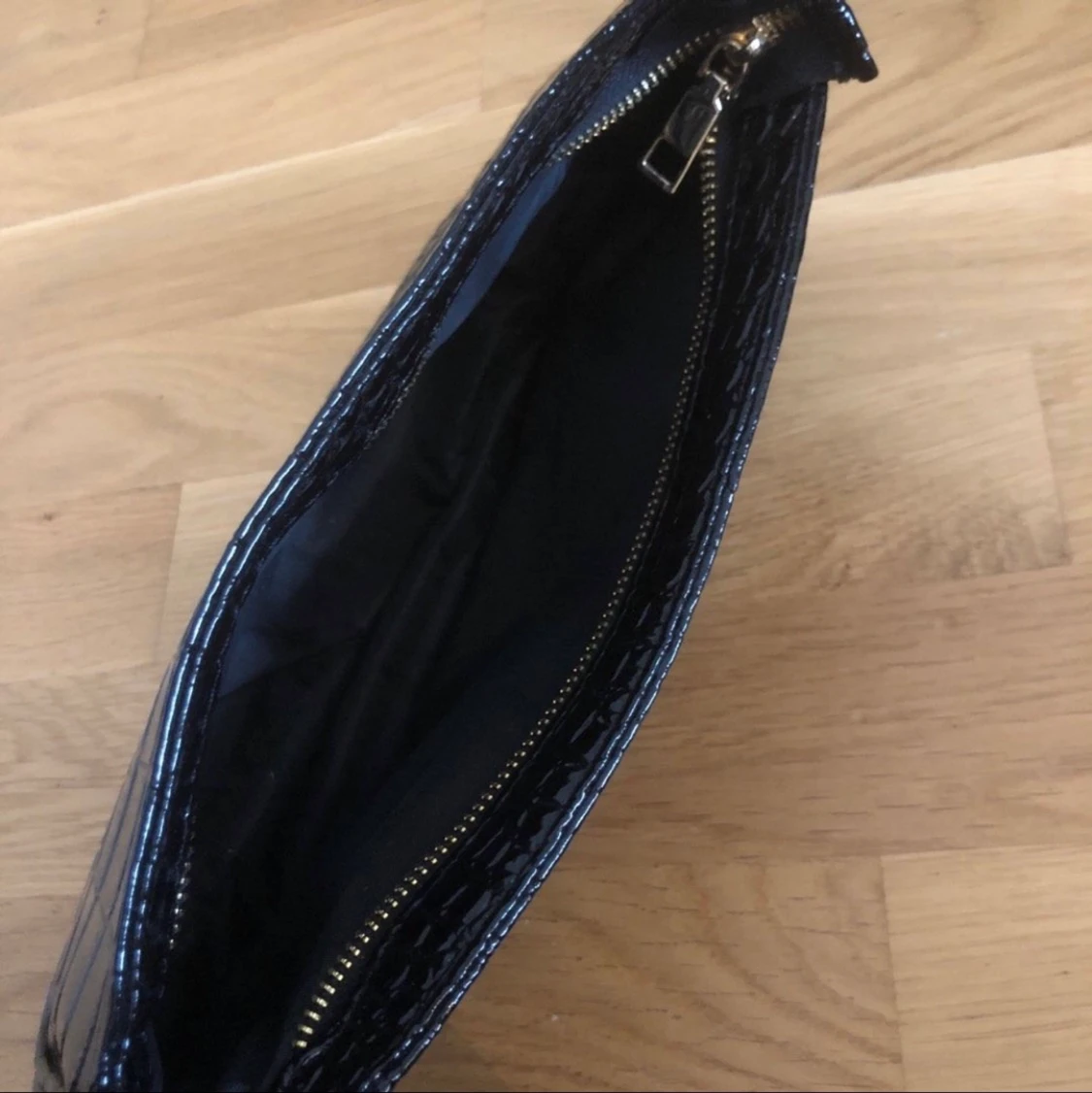 Svart handväska  - 90