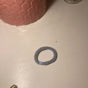 Kknekki - Säljer den här jätte fina blå lite fluffiga  kenkkisen so är äkta! Från nk om ni vill se varför jag säljer den gå in på mitt första inlägg❤️❤️ jag kan mötas upp inom Stockholm och frakt kostar 13kr❤️❤️❤️