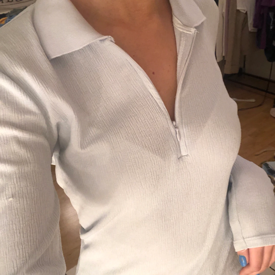 Babyblå tröja med krage  - 90