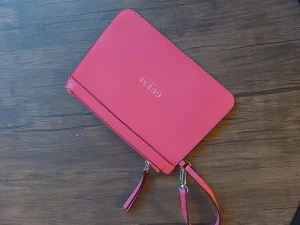 Guees bag - Never used, totally new.