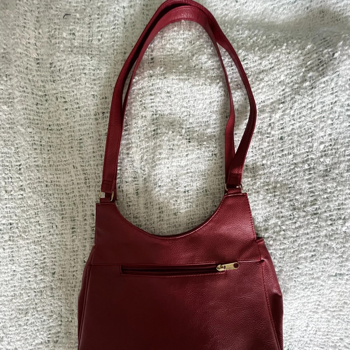 Vinröd väska - 90