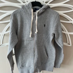 Polo Ralph lauren tröja - Inte original  