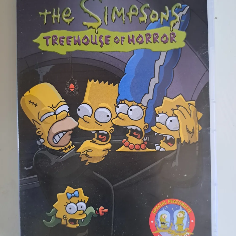 Hej alla glada 🌹 Här har jag en Simpson-Film till, The Tree House of Terror🤗 För vuxna barn 🤣 Pris: 10 kr plus frakt 16 kr 🌹 Kontakta mig innan köp 🌹 Anki . Övrigt.