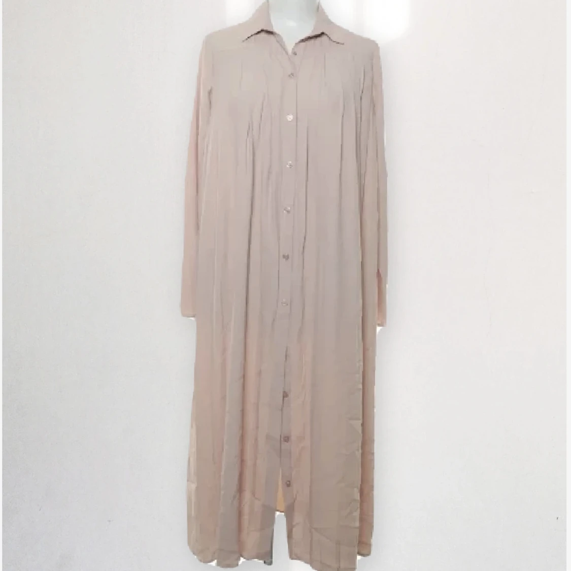 Rosa skjortklänning