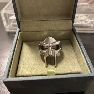 Ring - Super cool ring i rostfritt stål💞