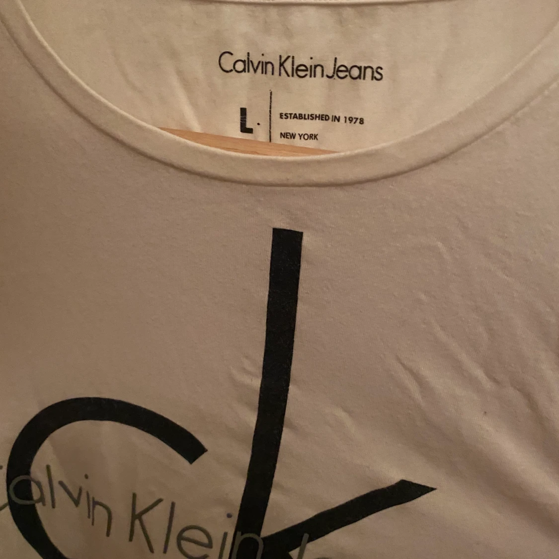 Vit långärmad Calvin clein tröja - 91