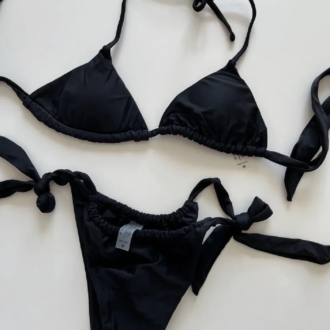 Svart bikini från AK bikinis - 90