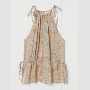 Topp - Så fin oanvänd topp. Såå fint skick 💗