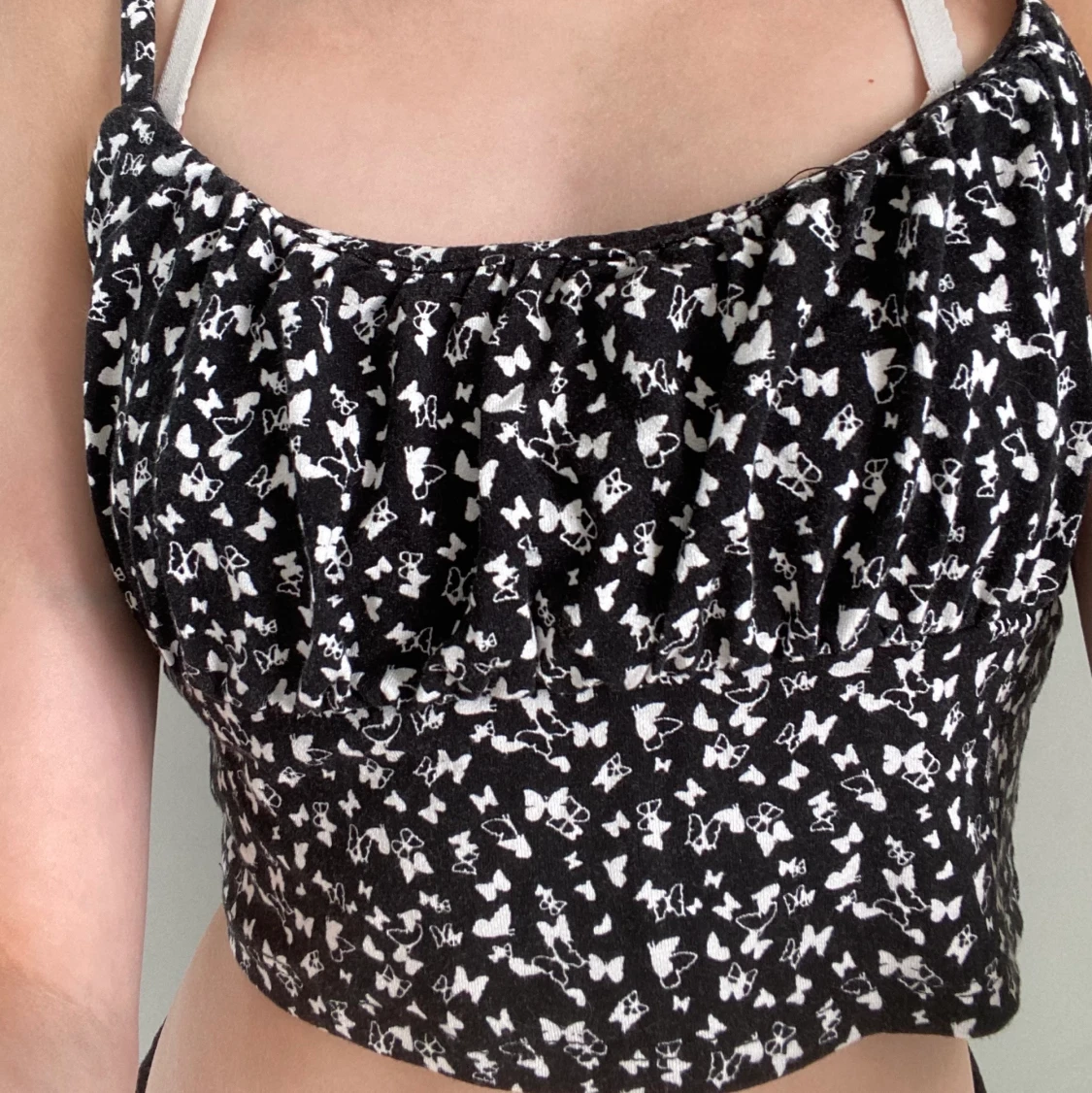 Fin topp med fjärilar - 90