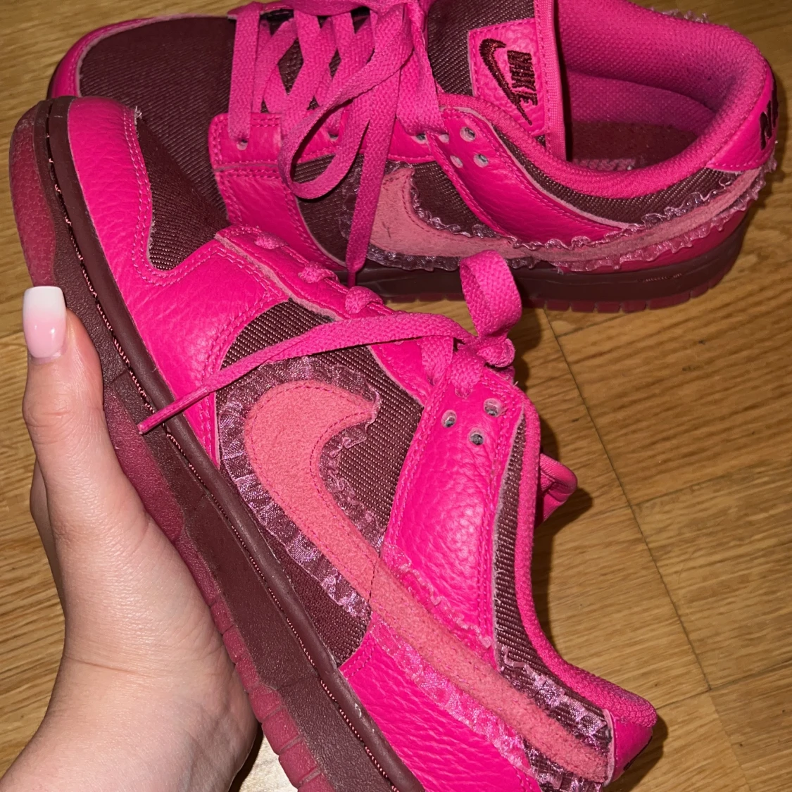 Nike Dunk Low Valentine's Day 2022 - 90