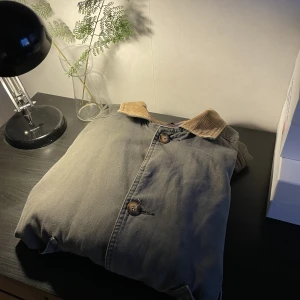 Oljerock Grön Vintage - Oljerock med vintagekänsla, använd ett fåtal gånger