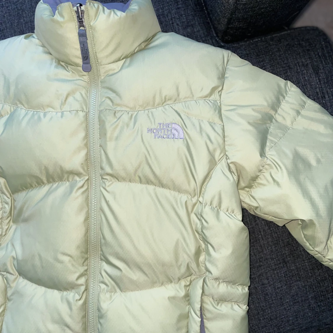 Unik mintgrön north face jacka  - 90