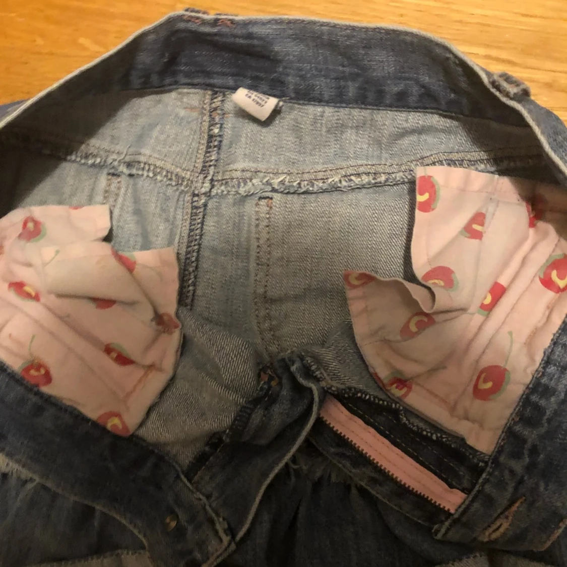 URSÖT MINI JEANS KJOL